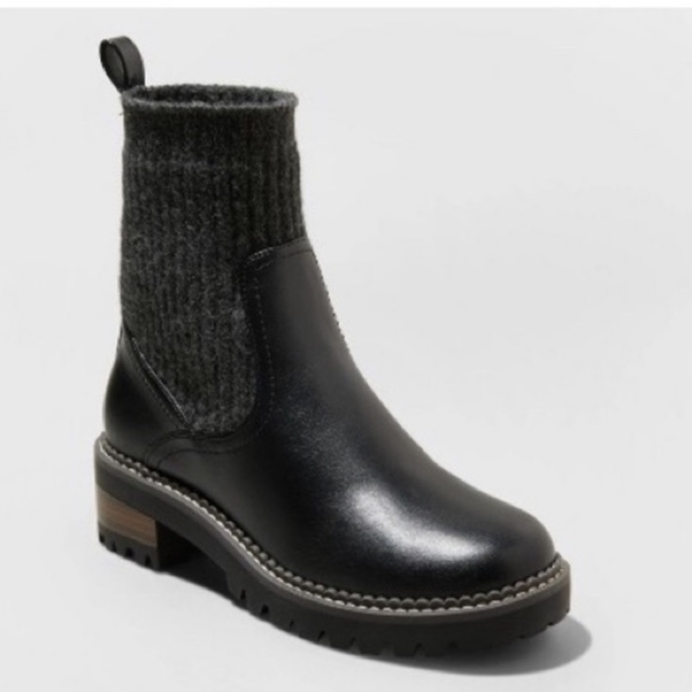Universal Thread Daphne Sock Boots - Black - Size 6 1/2